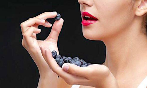5 Foods and Supplements to Improve Your Volleyball Game